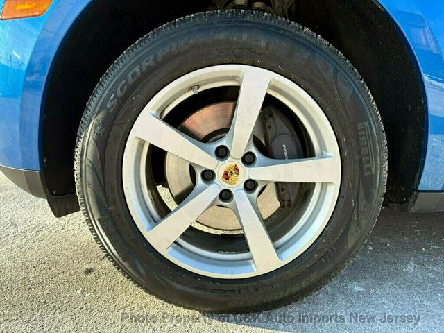 2018 Porsche Macan AWD,PANORAMIC ROOF,BI-XENON LIGHTING,LANE ASSIST,NAVIGATION - 22974861 - 47