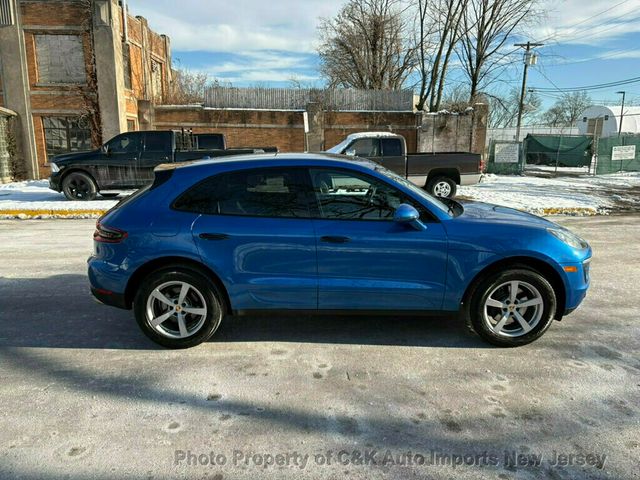 2018 Porsche Macan AWD,PANORAMIC ROOF,BI-XENON LIGHTING,LANE ASSIST,NAVIGATION - 22974861 - 7