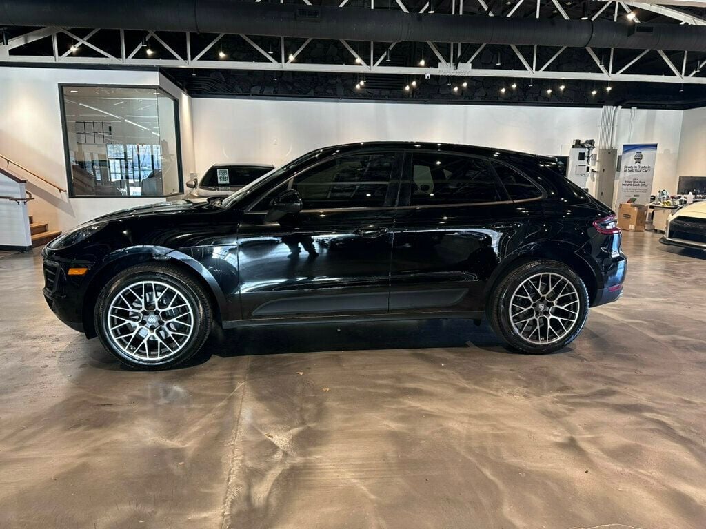 2018 Porsche Macan AWD/PanoRoof/PorscheConnect/LaneChangeAssist/PorscheEntry&Drive - 22736920 - 1