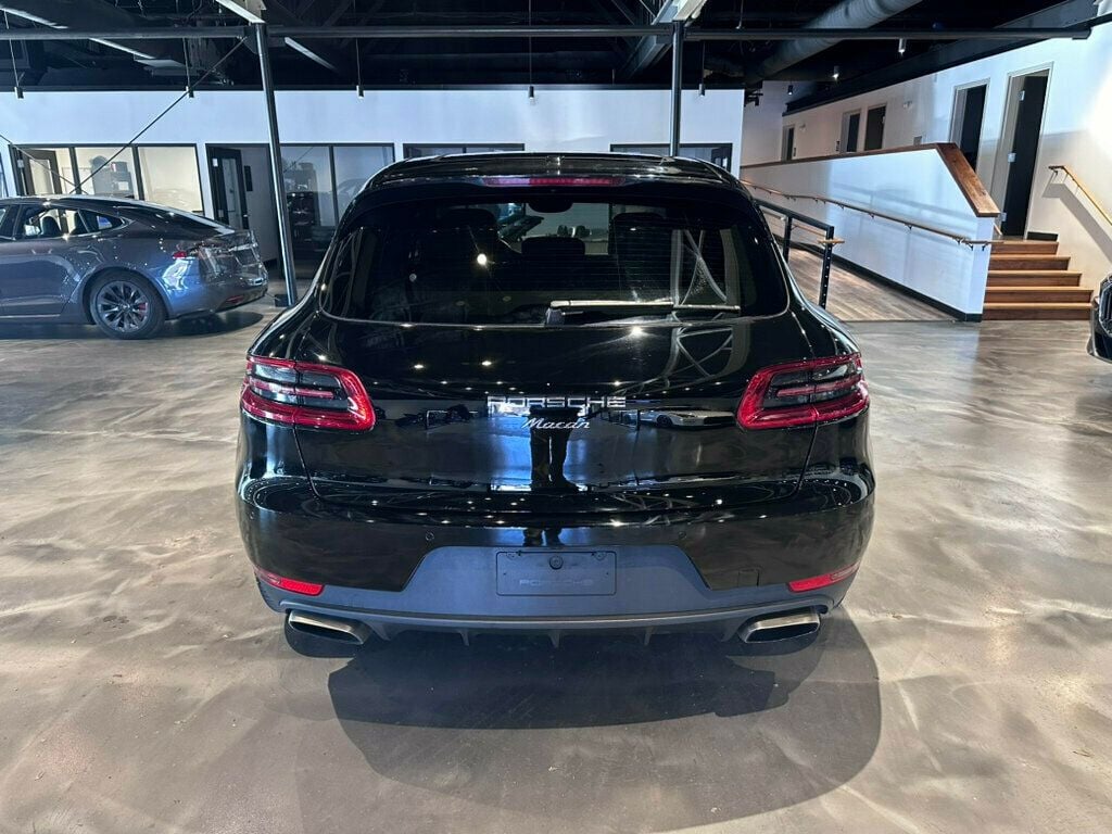 2018 Porsche Macan AWD/PanoRoof/PorscheConnect/LaneChangeAssist/PorscheEntry&Drive - 22736920 - 3