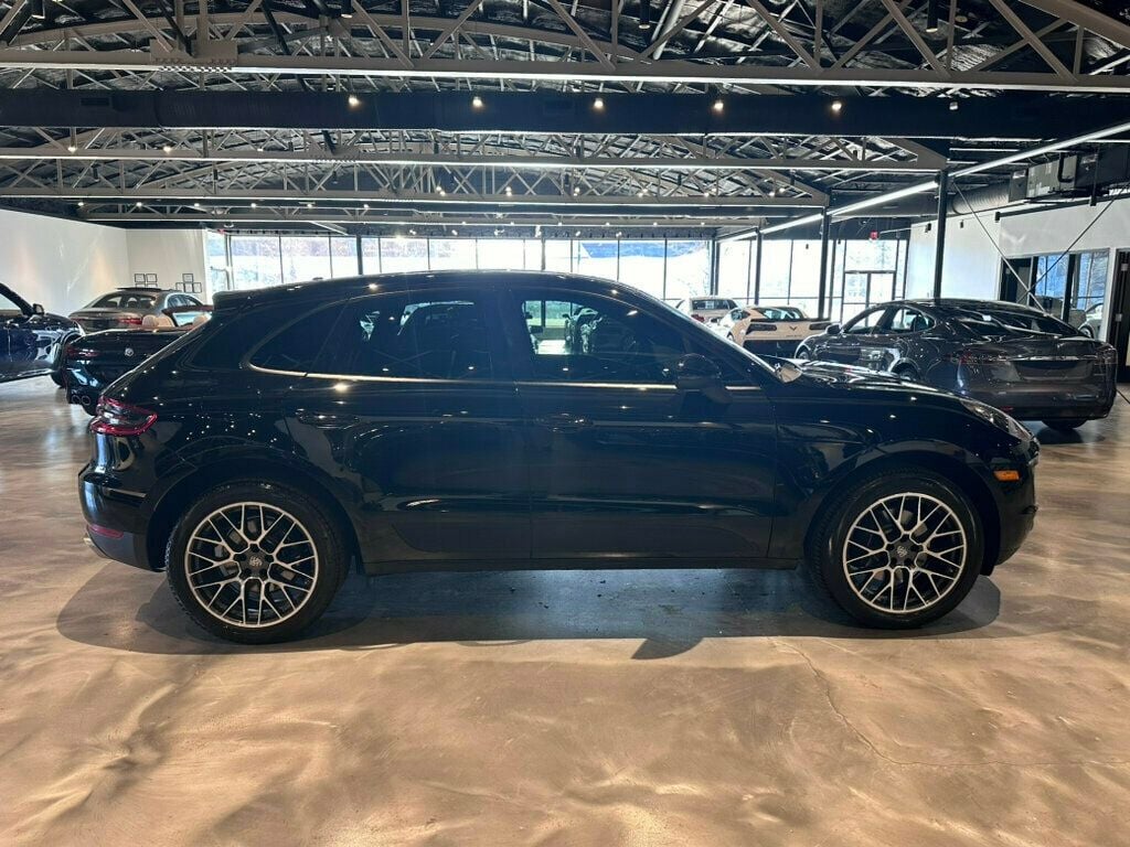 2018 Porsche Macan AWD/PanoRoof/PorscheConnect/LaneChangeAssist/PorscheEntry&Drive - 22736920 - 5