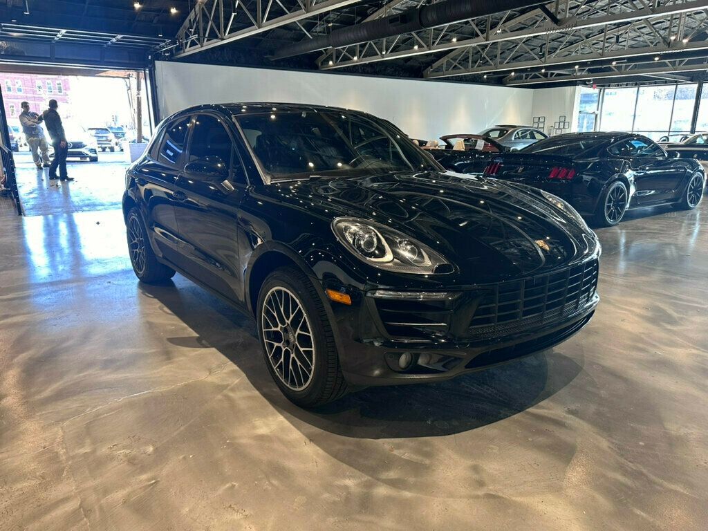 2018 Porsche Macan AWD/PanoRoof/PorscheConnect/LaneChangeAssist/PorscheEntry&Drive - 22736920 - 6