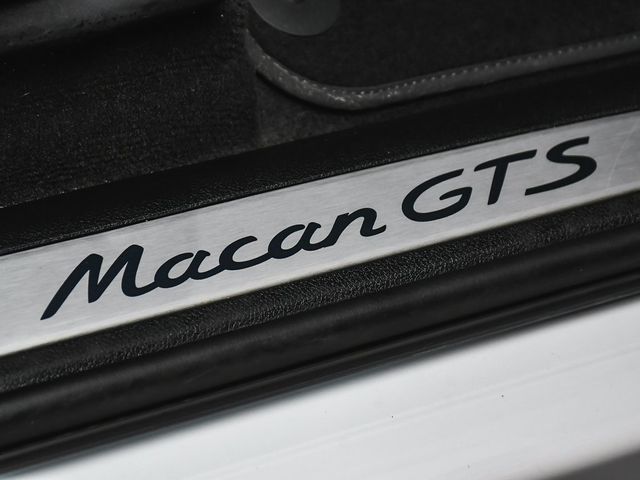 2018 Porsche Macan GTS - 22954245 - 14