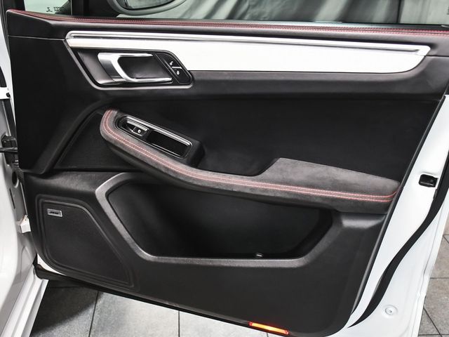 2018 Porsche Macan GTS - 22954245 - 15