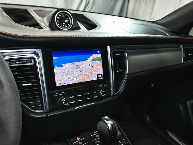2018 Porsche Macan GTS - 22954245 - 34