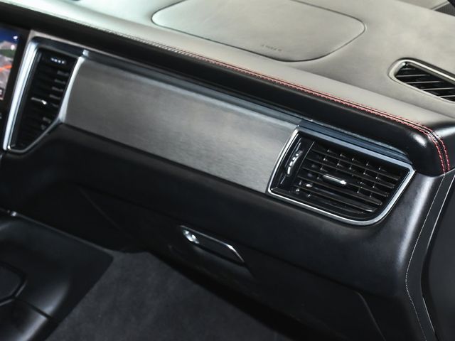 2018 Porsche Macan GTS - 22954245 - 53