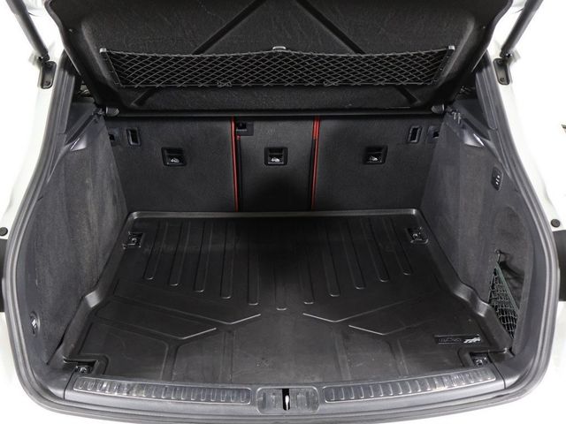 2018 Porsche Macan GTS - 22991859 - 21