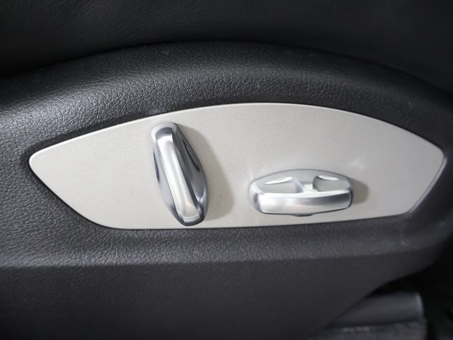 2018 Porsche Macan GTS - 22991859 - 36