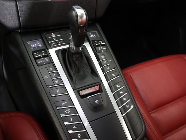2018 Porsche Macan GTS - 22991859 - 54