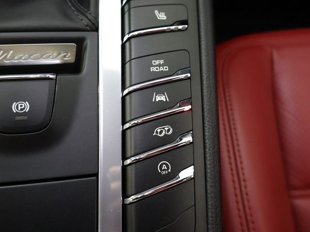 2018 Porsche Macan GTS - 22991859 - 57