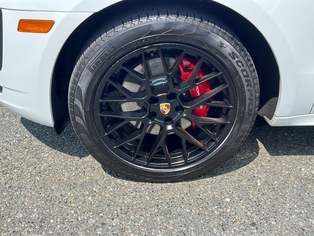 2018 Porsche Macan GTS - 23074863 - 9