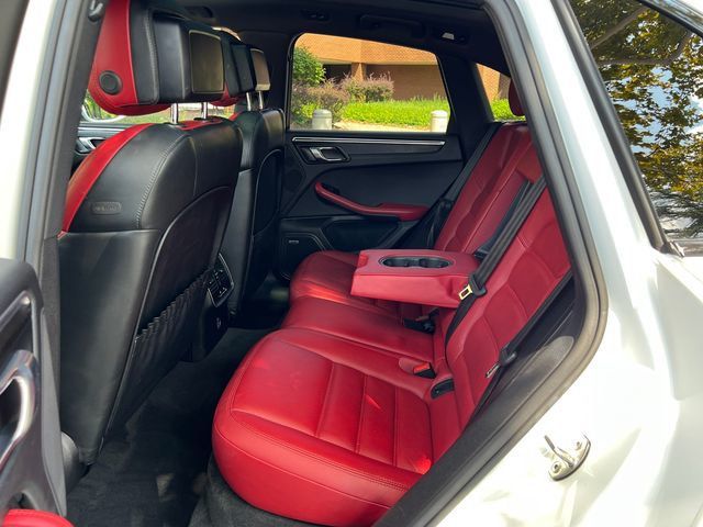 2018 Porsche Macan GTS - 23074863 - 15