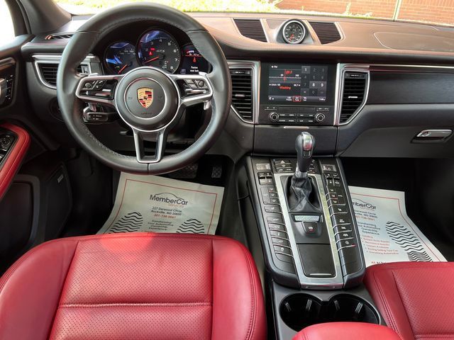 2018 Porsche Macan GTS - 23074863 - 18