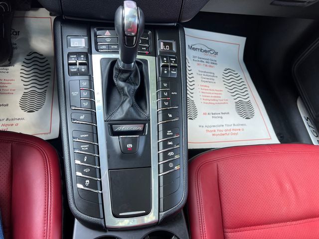 2018 Porsche Macan GTS - 23074863 - 32