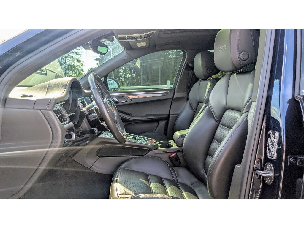 2018 Porsche Macan GTS photo 12