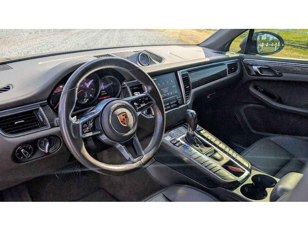 2018 Porsche Macan GTS photo 16