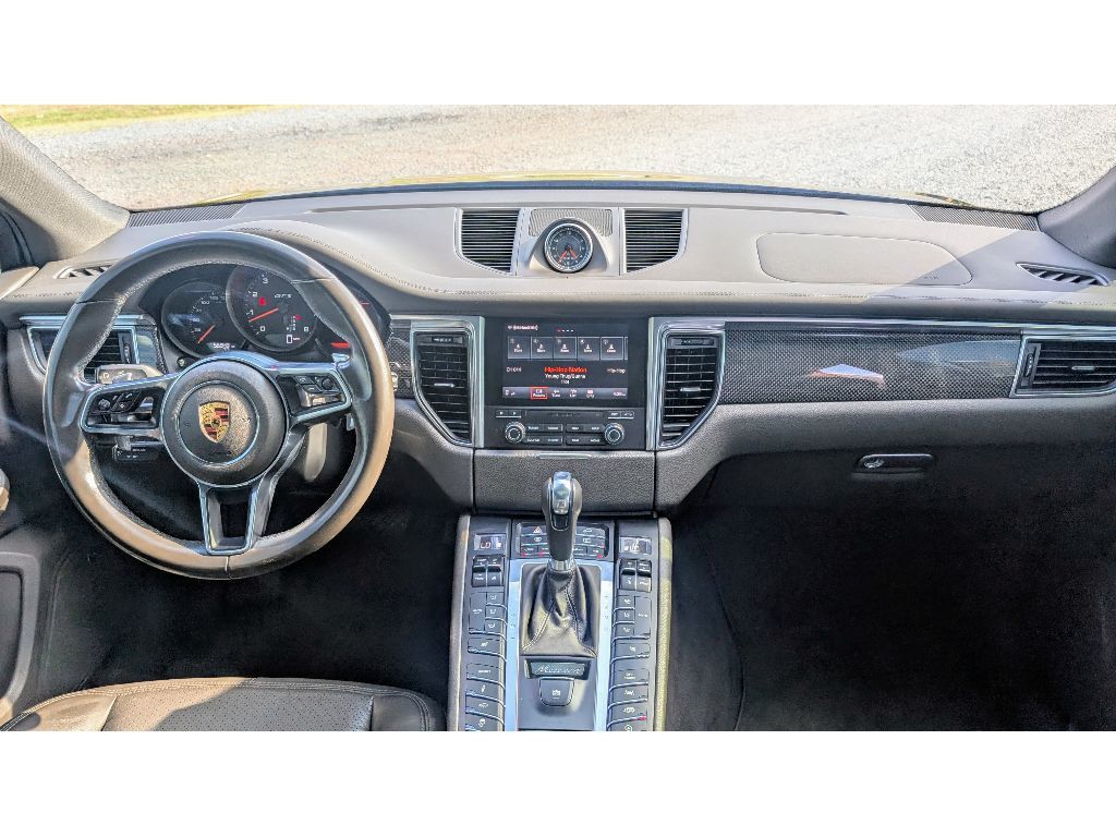 2018 Porsche Macan GTS photo 23