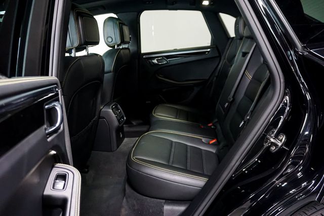 2018 Porsche Macan *GTS AWD* *PCCB* *Premium Pkg Plus* *18-Way Seats* *$96k+ MSRP* - 23019747 - 22