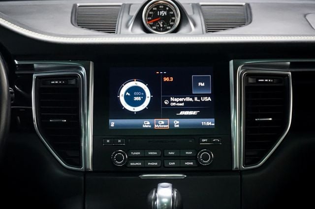 2018 Porsche Macan *GTS AWD* *PSCB* Deviated Stitching* *Sport Exhaust* *High MSRP* - 23019747 - 11