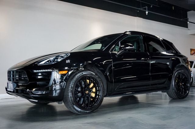 2018 Porsche Macan *GTS AWD* *PSCB* Deviated Stitching* *Sport Exhaust* *High MSRP* - 23019747 - 2