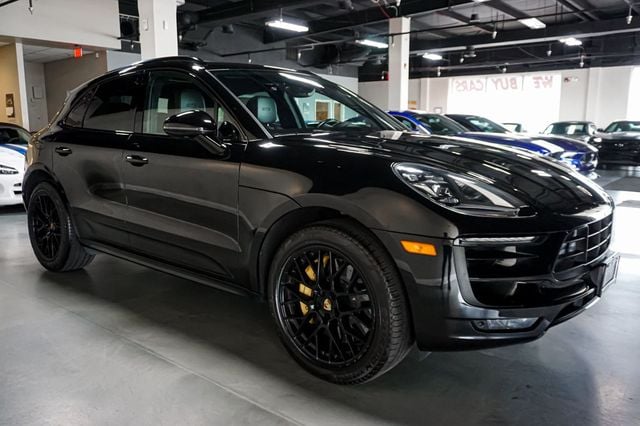2018 Porsche Macan *GTS AWD* *PSCB* Deviated Stitching* *Sport Exhaust* *High MSRP* - 23019747 - 29