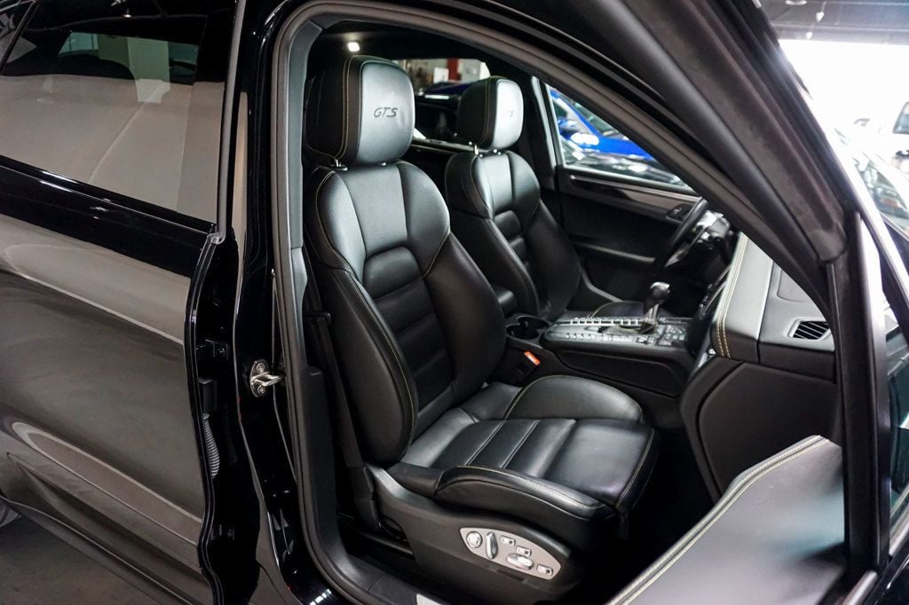 2018 Porsche Macan *GTS AWD* *PSCB* Deviated Stitching* *Sport Exhaust* *High MSRP* - 23019747 - 31