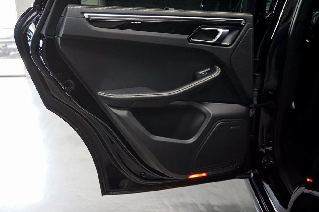 2018 Porsche Macan *GTS AWD* *PSCB* Deviated Stitching* *Sport Exhaust* *High MSRP* - 23019747 - 46