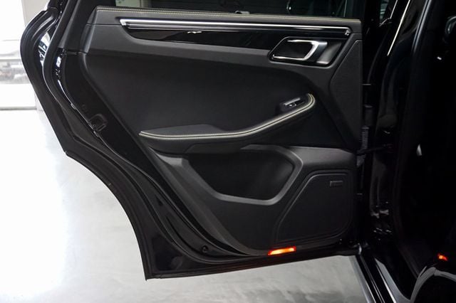 2018 Porsche Macan *GTS AWD* *PSCB* Deviated Stitching* *Sport Exhaust* *High MSRP* - 23019747 - 46