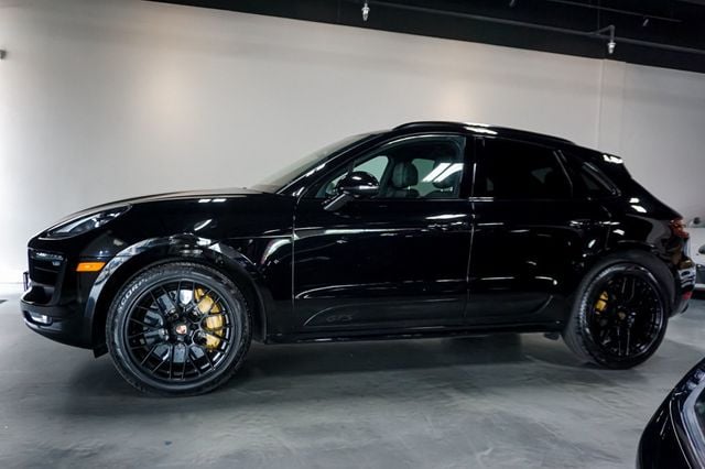 2018 Porsche Macan *GTS AWD* *PSCB* Deviated Stitching* *Sport Exhaust* *High MSRP* - 23019747 - 50