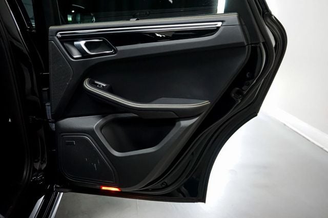 2018 Porsche Macan *GTS AWD* *PSCB* Deviated Stitching* *Sport Exhaust* *High MSRP* - 23019747 - 74