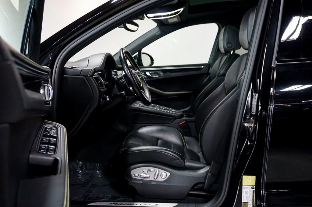 2018 Porsche Macan *GTS AWD* *PSCB* Deviated Stitching* *Sport Exhaust* *High MSRP* - 23019747 - 7