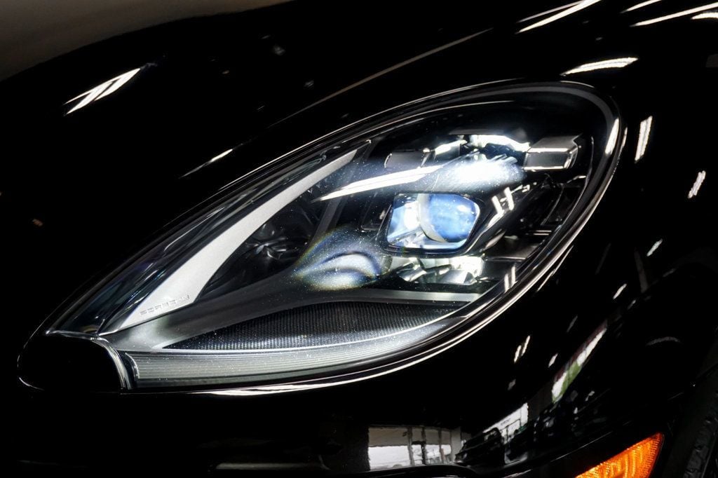 2018 Porsche Macan *GTS AWD* *PSCB* Deviated Stitching* *Sport Exhaust* *High MSRP* - 23019747 - 81