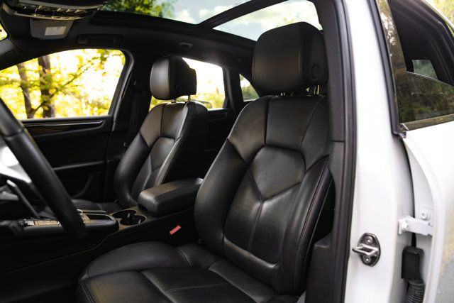 2018 Porsche Macan LocalTrade/MSRP$69710/PremiumPkgPlus/PanoramicSunroof/NAV - 23071302 - 21