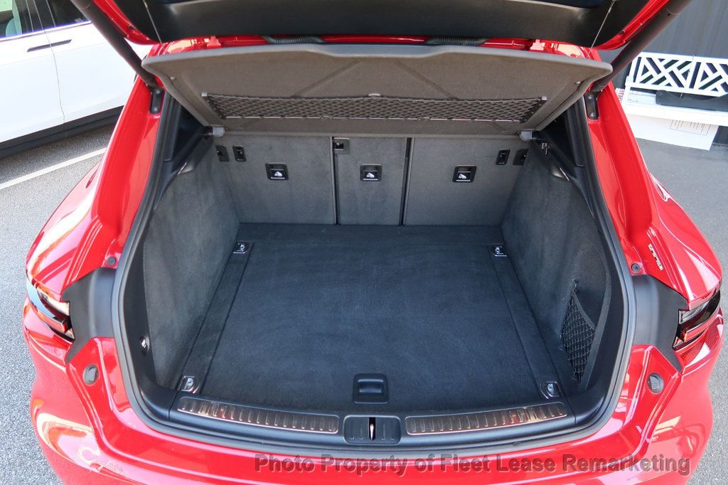 2018 Porsche Macan Macan S - 23097879 - 17