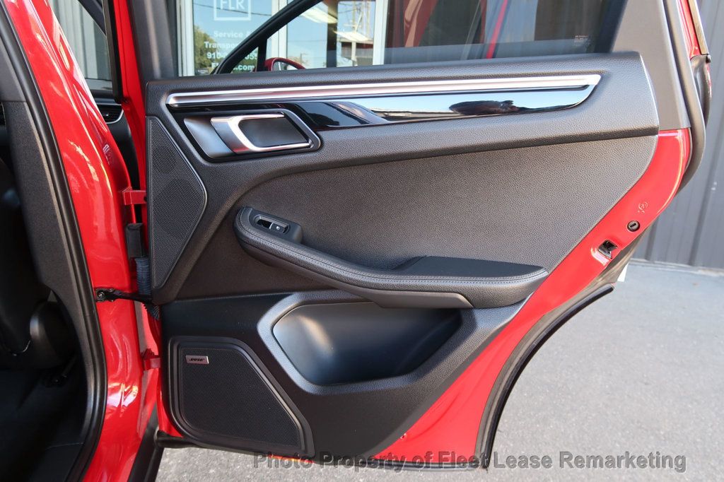2018 Porsche Macan Macan S - 23097879 - 23