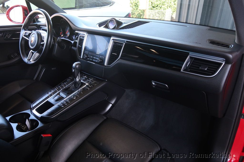 2018 Porsche Macan Macan S - 23097879 - 24