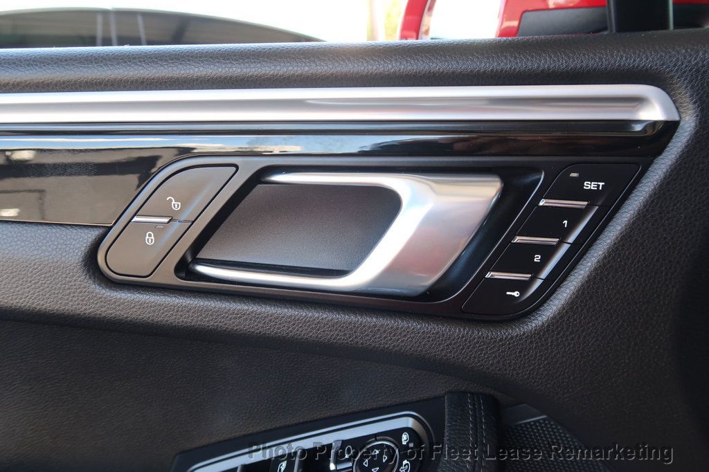 2018 Porsche Macan Macan S - 23097879 - 42