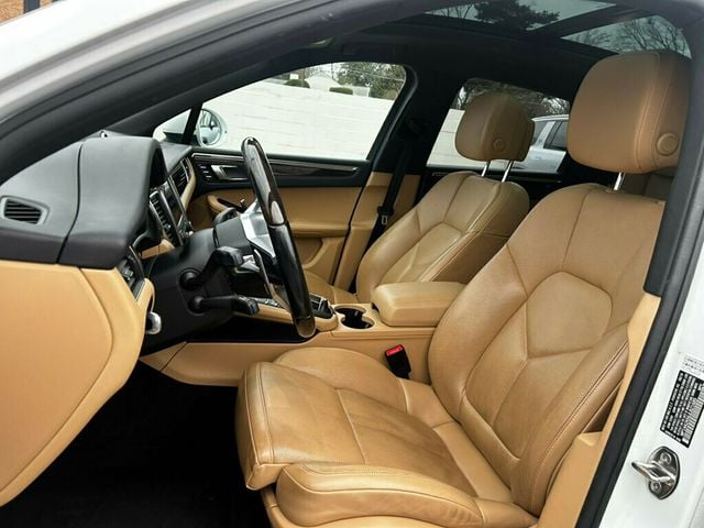 2018 Porsche Macan MSRP$64120/PremiumPkgPlus/Heated&CooledSeats/PanoramicRoof/NAV - 22963426 - 9