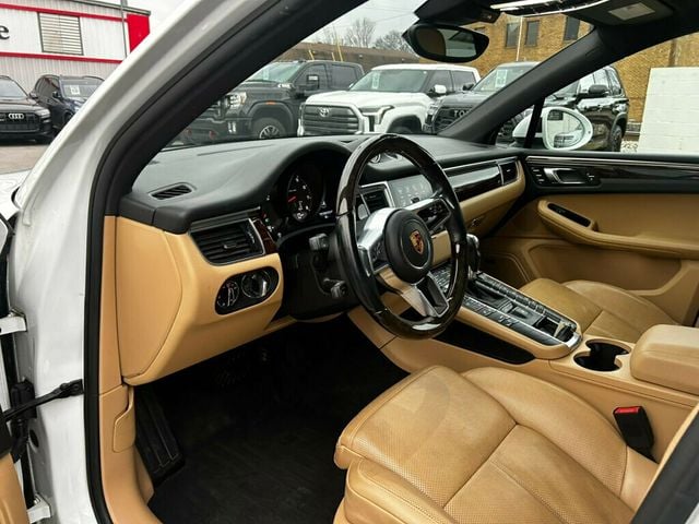 2018 Porsche Macan MSRP$64120/PremiumPkgPlus/Heated&CooledSeats/PanoramicRoof/NAV - 22963426 - 10
