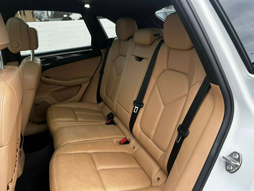 2018 Porsche Macan MSRP$64120/PremiumPkgPlus/Heated&CooledSeats/PanoramicRoof/NAV - 22963426 - 12
