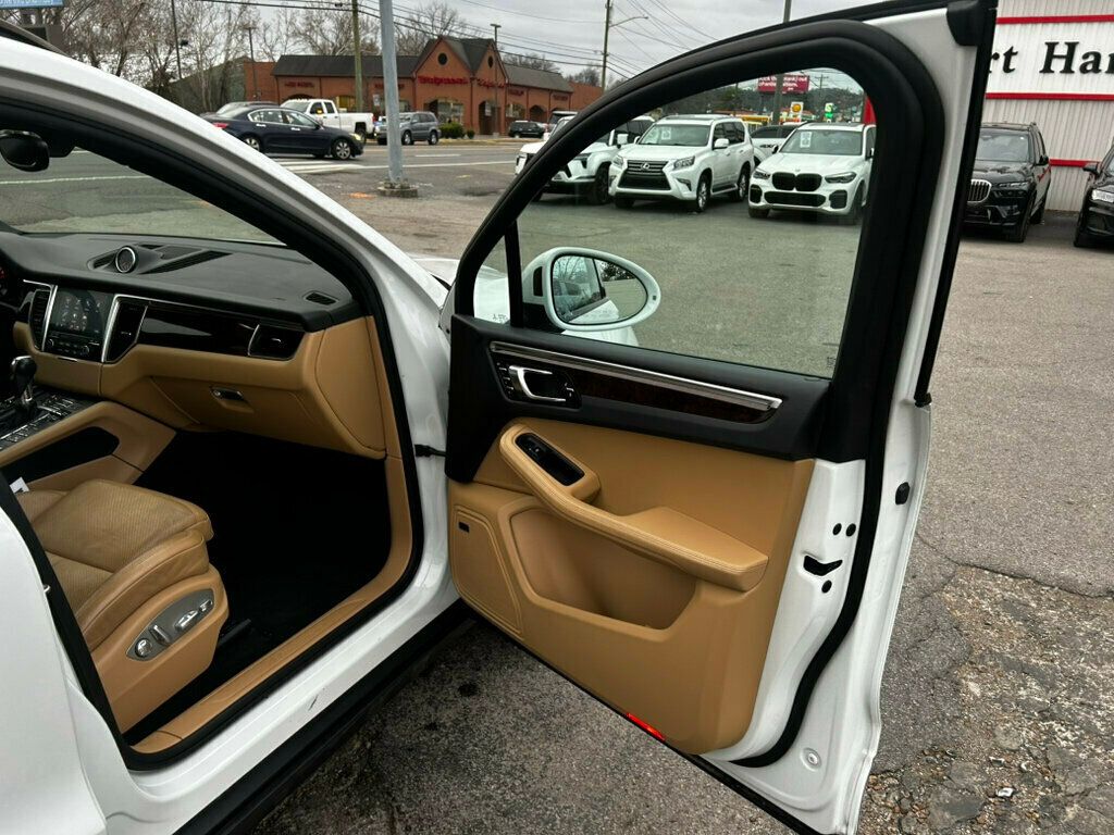 2018 Porsche Macan MSRP$64120/PremiumPkgPlus/Heated&CooledSeats/PanoramicRoof/NAV - 22963426 - 19