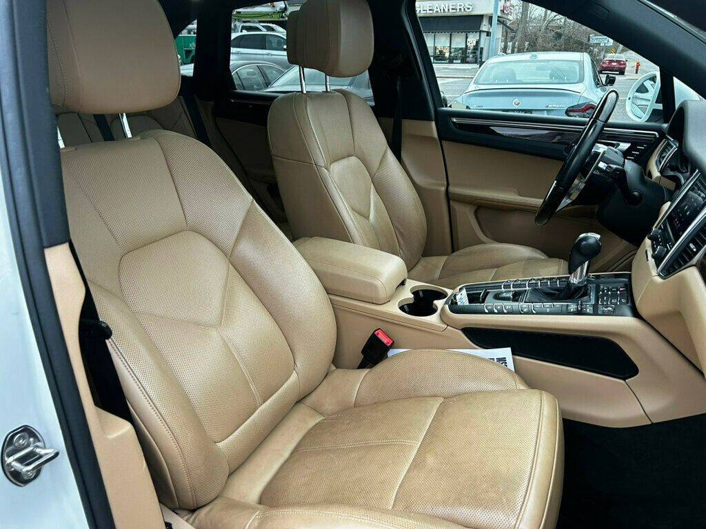 2018 Porsche Macan MSRP$64120/PremiumPkgPlus/Heated&CooledSeats/PanoramicRoof/NAV - 22963426 - 20