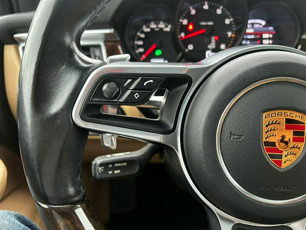 2018 Porsche Macan MSRP$64120/PremiumPkgPlus/Heated&CooledSeats/PanoramicRoof/NAV - 22963426 - 24