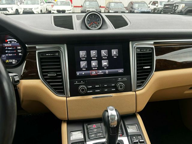 2018 Porsche Macan MSRP$64120/PremiumPkgPlus/Heated&CooledSeats/PanoramicRoof/NAV - 22963426 - 26