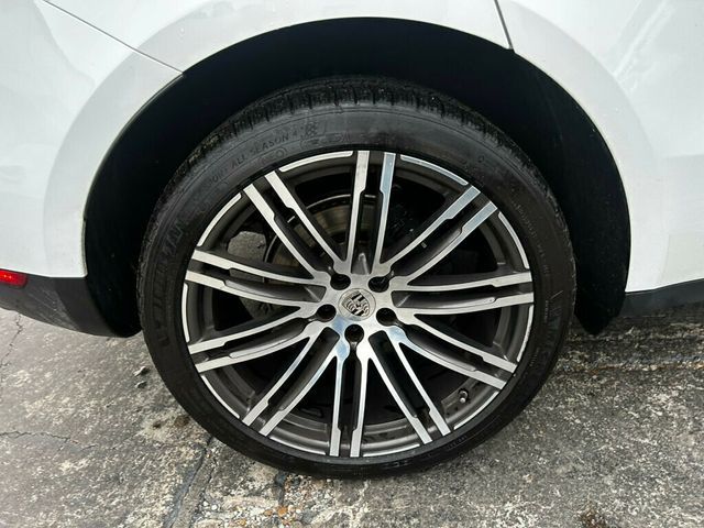 2018 Porsche Macan MSRP$64120/PremiumPkgPlus/Heated&CooledSeats/PanoramicRoof/NAV - 22963426 - 30