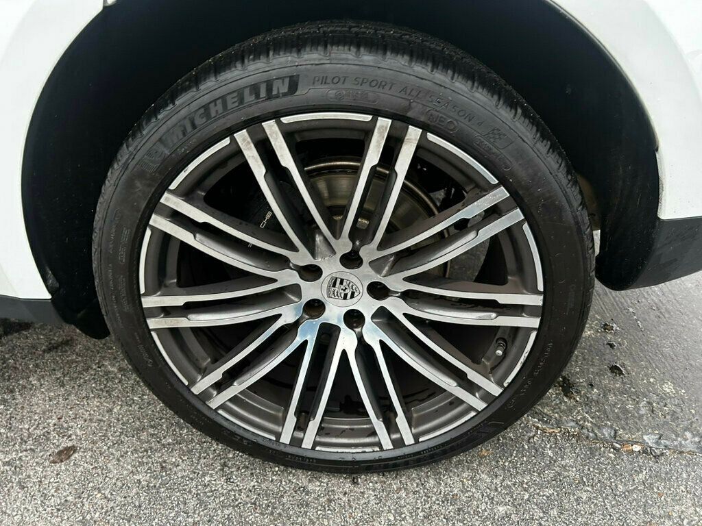 2018 Porsche Macan MSRP$64120/PremiumPkgPlus/Heated&CooledSeats/PanoramicRoof/NAV - 22963426 - 31