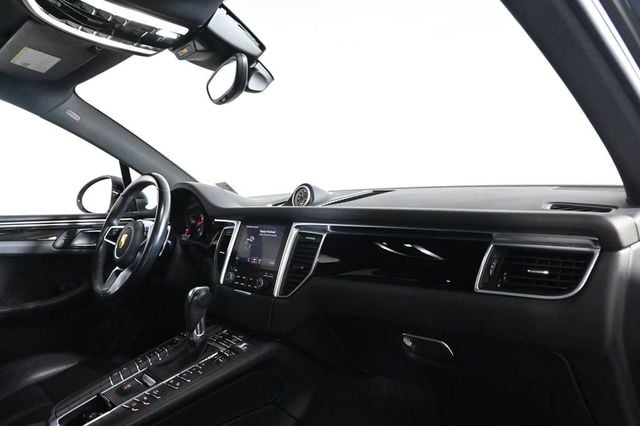 2018 Porsche Macan S - 23010826 - 16
