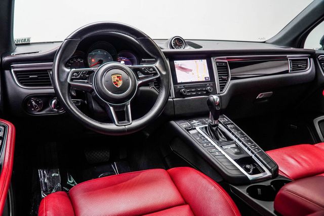 2018 Porsche Macan S - 22996880 - 17