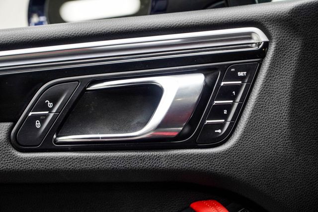 2018 Porsche Macan S - 22996880 - 40