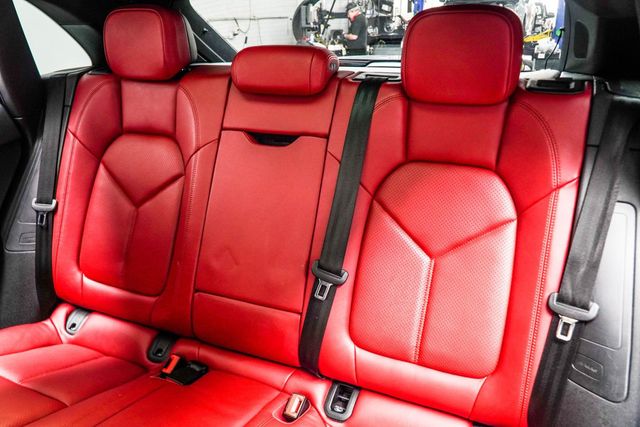 2018 Porsche Macan S - 22996880 - 45